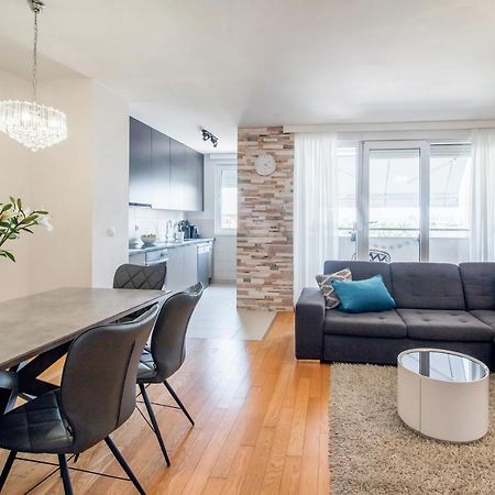 Apartment Montesa Zadar With Free Parking And Balcony 外观 照片