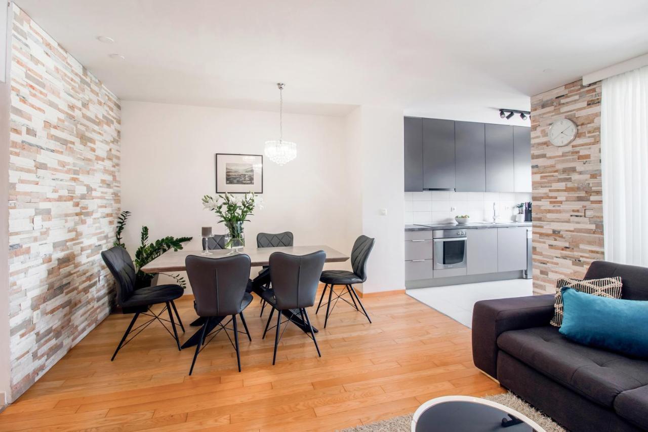 Apartment Montesa Zadar With Free Parking And Balcony 外观 照片