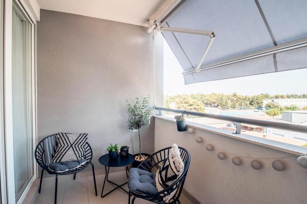 Apartment Montesa Zadar With Free Parking And Balcony 外观 照片