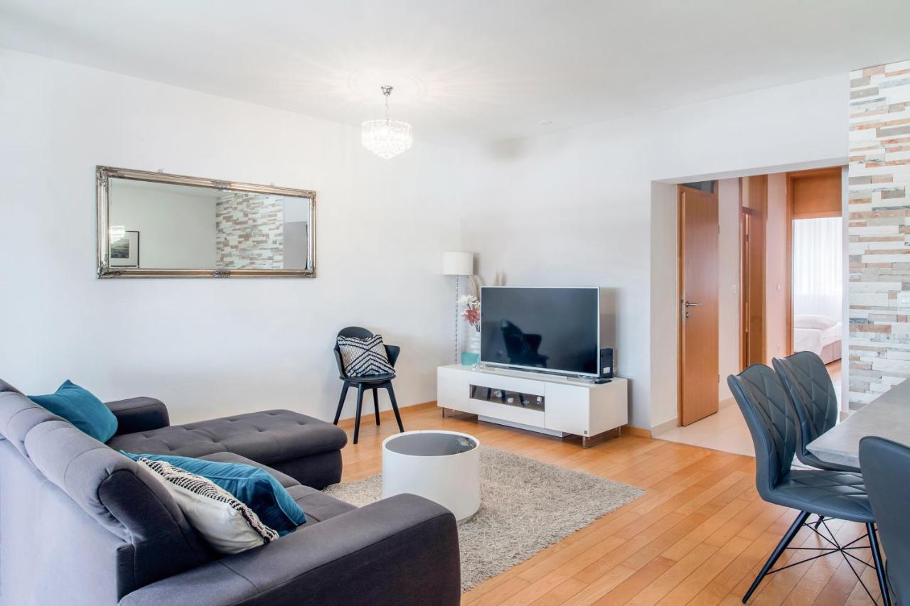 Apartment Montesa Zadar With Free Parking And Balcony 外观 照片
