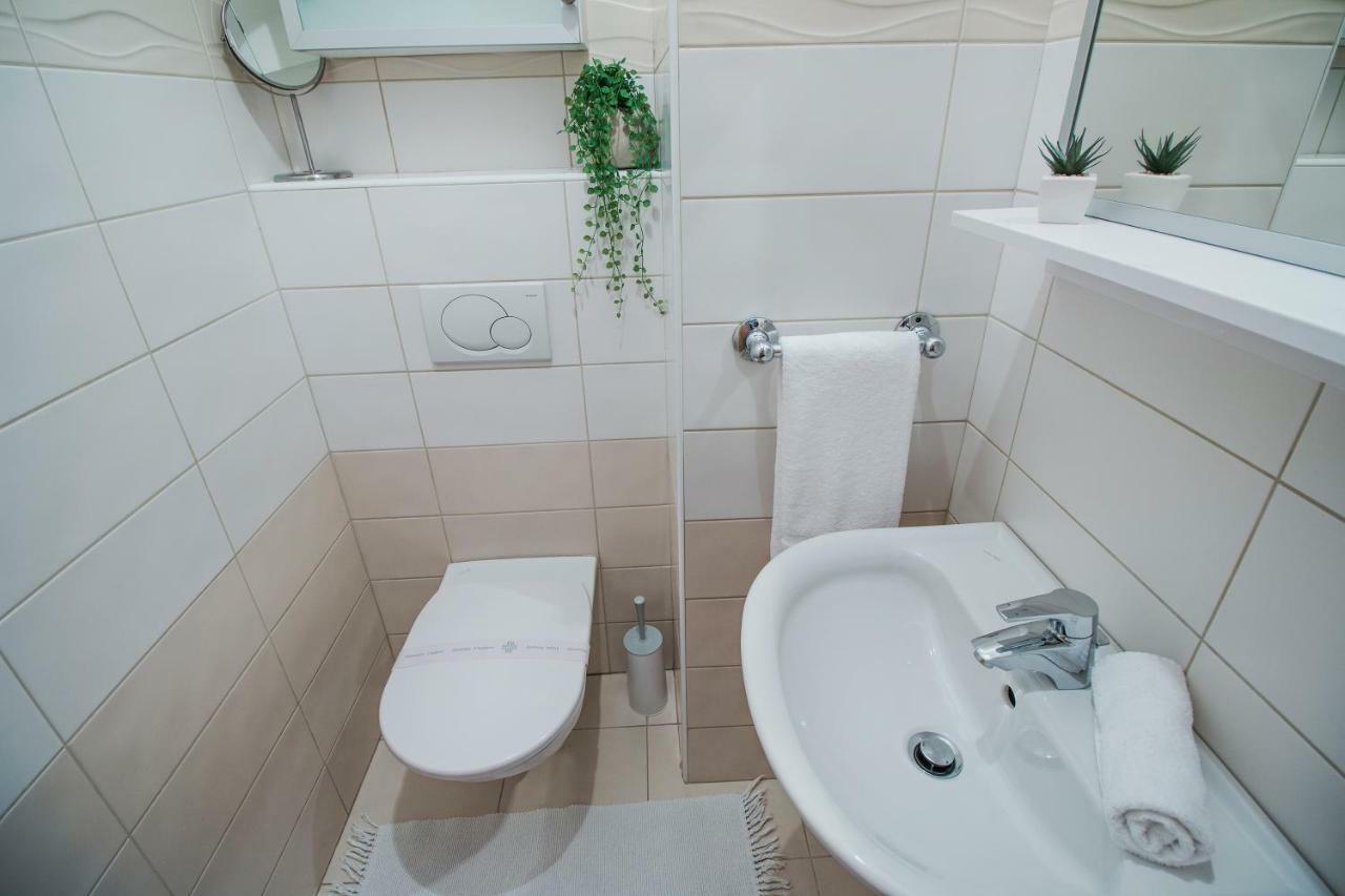 Apartment Montesa Zadar With Free Parking And Balcony 外观 照片